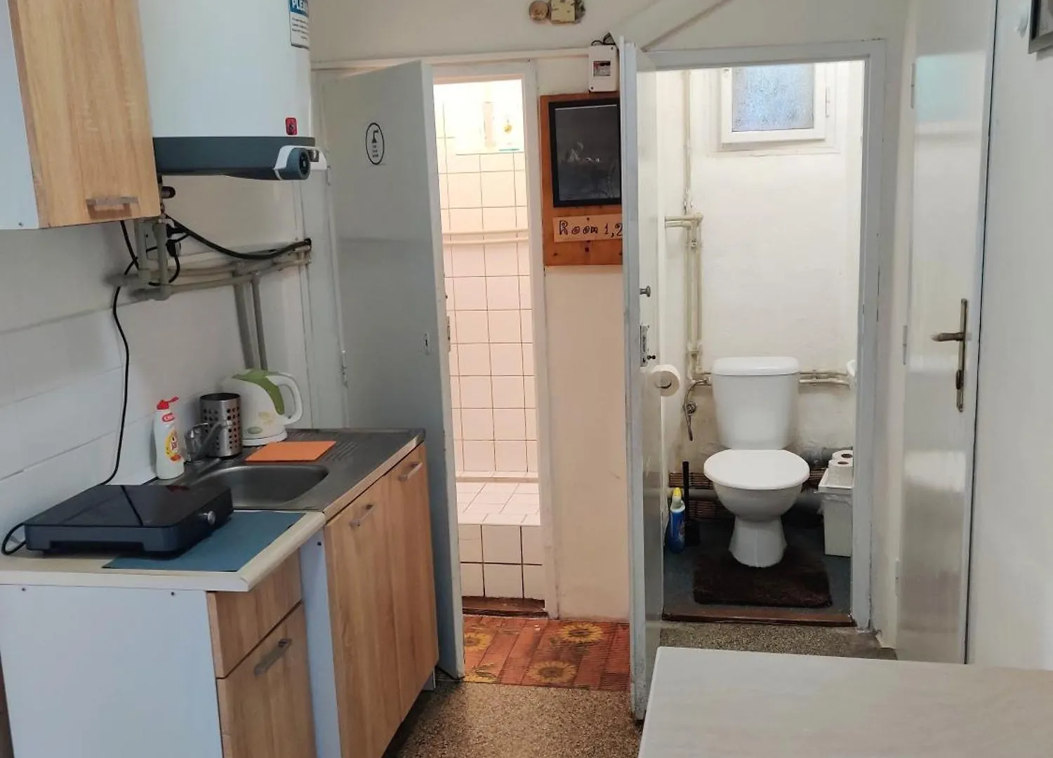 Apartment In House With Private Parking And Garden Praga 0*,